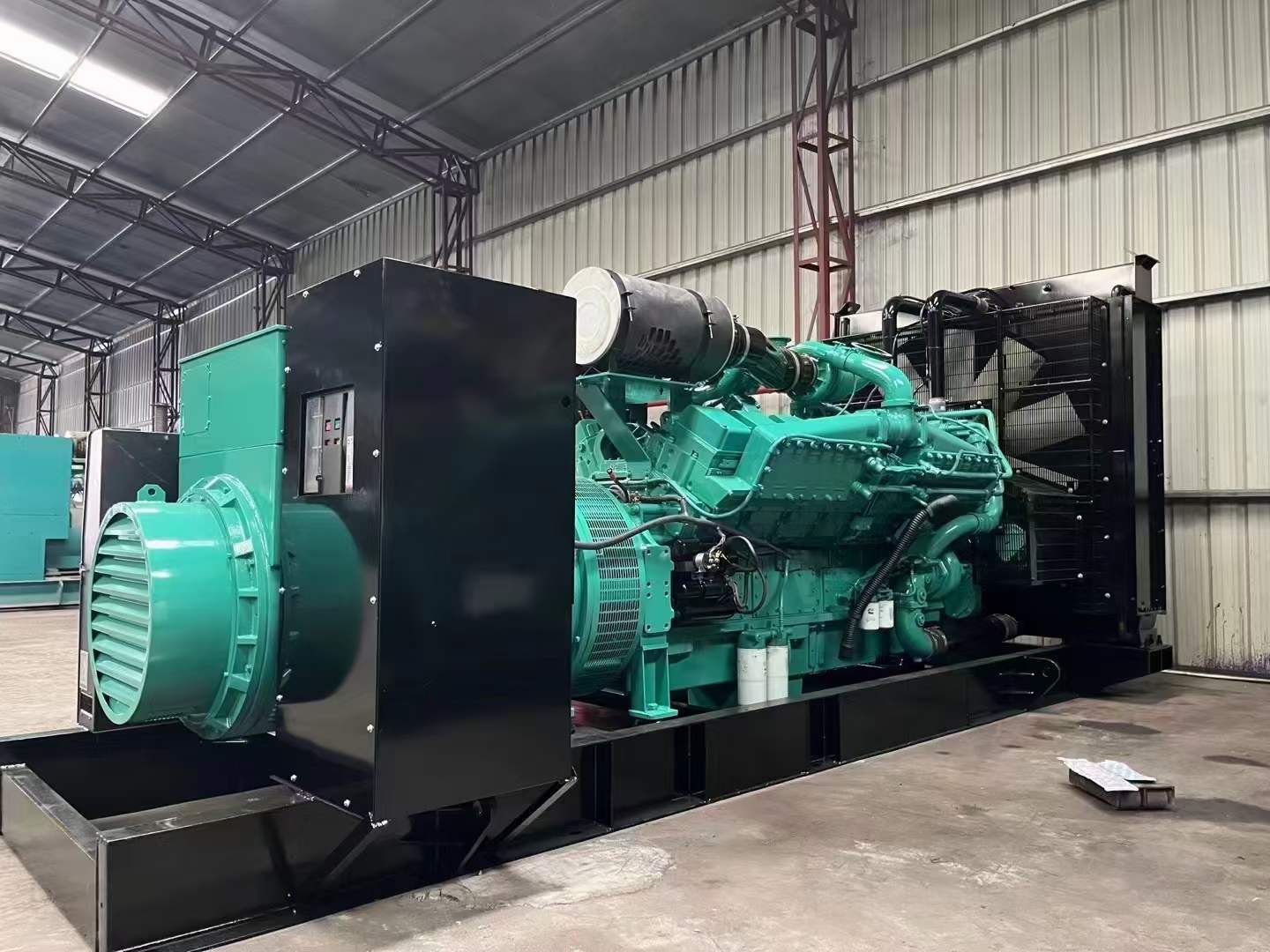 栖霞如何降低 800kW 柴油发电机输出电流的波动？