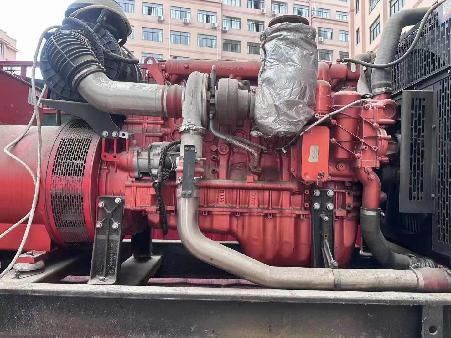 栖霞如何选择适合 600kW 柴油发电机组的过载保护器？